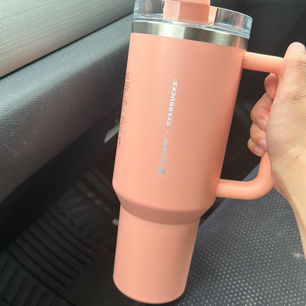40oz exclusive starbucks x Stanley cup
